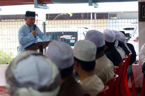 DR MOHD NA'IM MOKHTAR