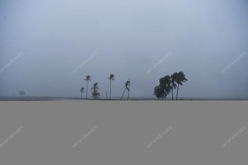 HUJAN_RIBUT