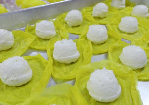 DURIAN CREPE
