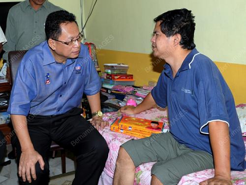 DR MOHD ZARKASHI