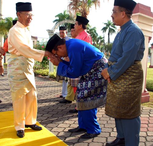 SULTAN ABDUL HALIM MU'ADZAM SHAH