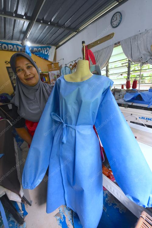 JAHIT PPE SECARA SUKARELA DI RUMAH