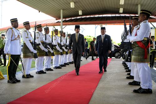 SULTAN HASSANAL BOLKIAH