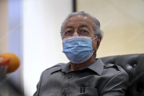 TUN MAHATHIR MOHAMAD