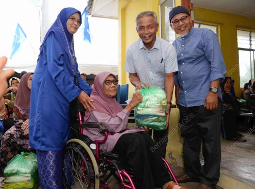 DATUK OTHMAN AZIZ