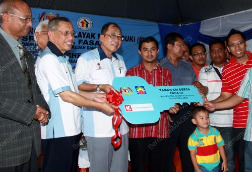 KD02_18112012_CHOR_RUMAH