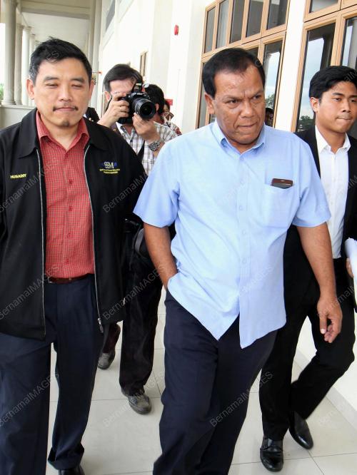 KD02_18112014_MAHKAMAH_SSM