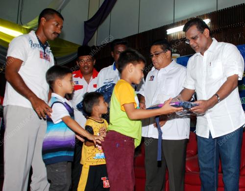 DATUK M. KAYVEAS