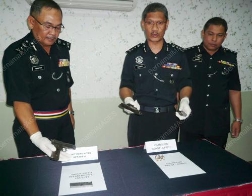 KD02_19012011_POLIS_PISTOL