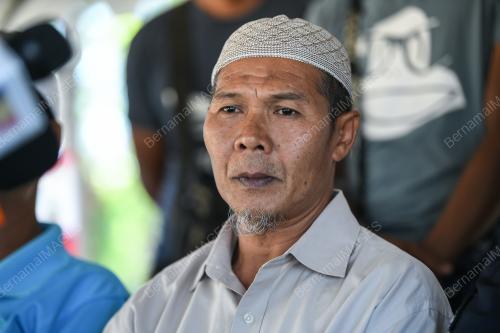 MOHD KHAIRI IDRIS
