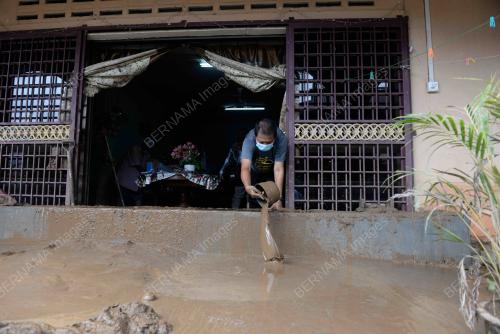 KD02_19082021_BANJIR