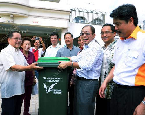 DATUK SERI CHOR CHEE HEUNG