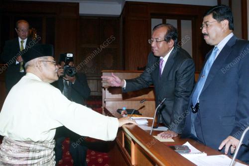 AZIZAN ABDUL RAZAK