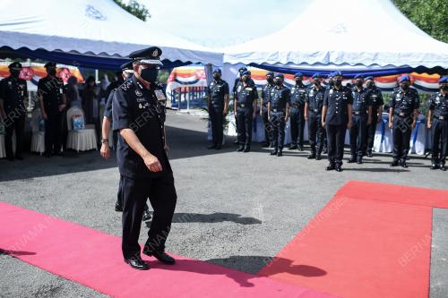 DATUK SERI MAZLAN LAZIM
