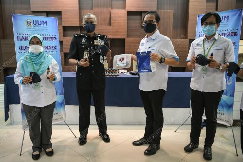DATUK ZAINUDDIN YAACOB