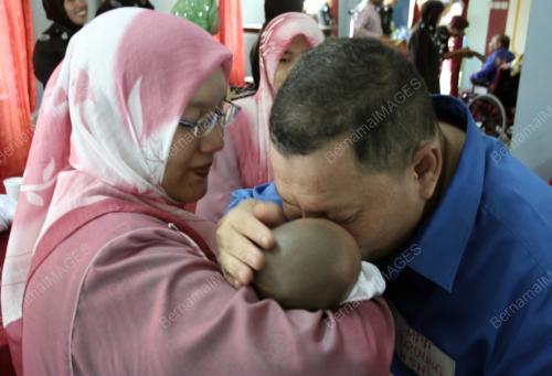 HARI IBU
