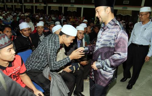 KD02_22072015_MUKHRIZ