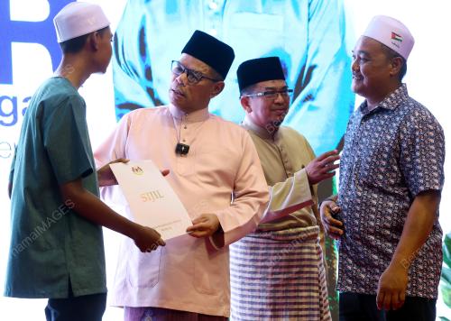 DATUK SERI SAIFUDDIN NASUTION ISMAIL