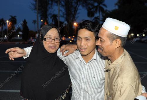 KD02_23082013_PELAJAR_MESIR