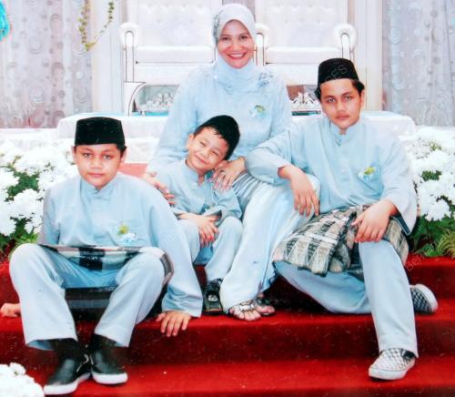 SURAYA YAAKOB