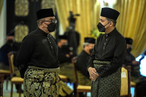 DATUK NORIZAN KHAZALI