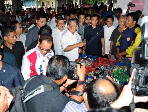 TAN SRI MUHYIDDIN YASSIN