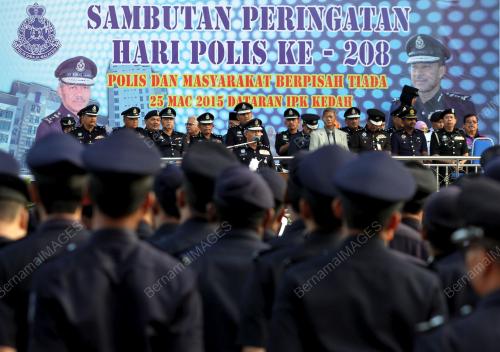 KD02_25032015_HARI_POLIS