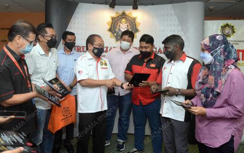 DATUK SHAHAROM NIZAM ABD MANAP