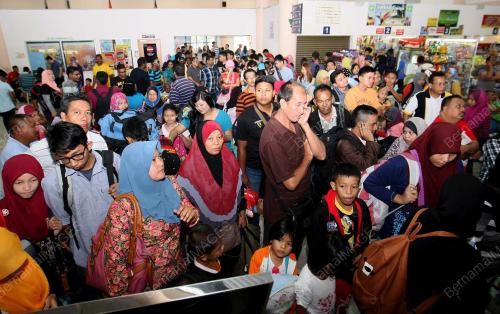 KD02_25122013_PELANCONG