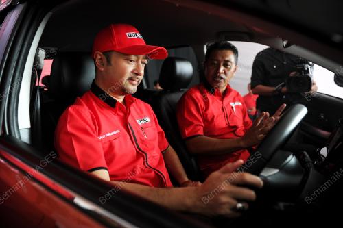 KD02_26012015_MUKHRIZ
