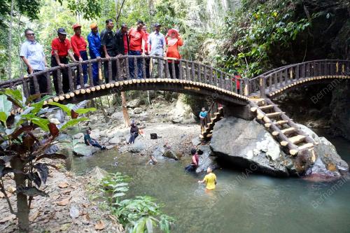 KD02_26012019_MUKHRIZ