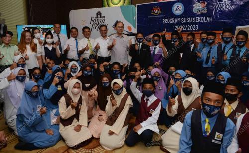 DATUK DR MAH HANG SOON