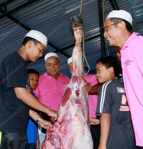 KD02_27102012_IBADAH_KORBAN