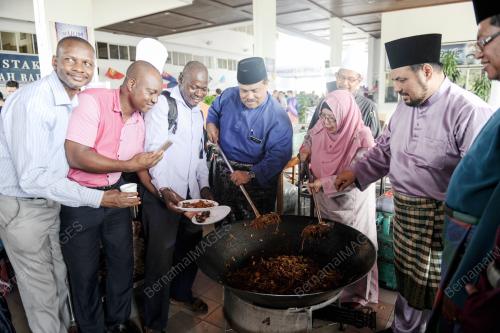 KD02_28072016_UUM_RAYA