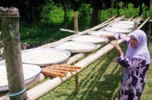 KUIH TRADISIONAL