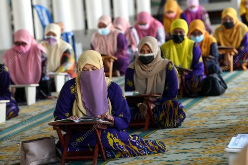 HARI NUZUL AL QURAN