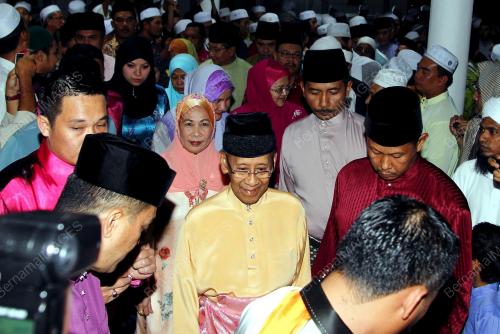 KD02_29072013_AGONG_MOREH