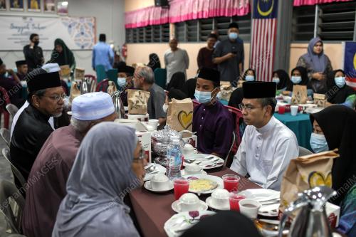 FAHMI FADZIL