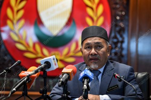 DATUK TUAN IBRAHIM TUAN MAN