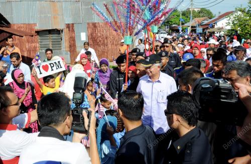 KD02_31102012_PM_BENDERA