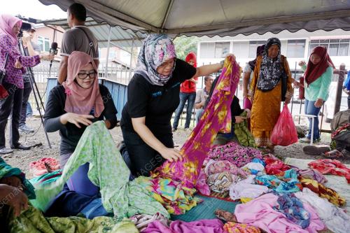 KD02_31122016_BAJU_PERCUMA