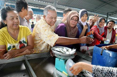 KD03_01022014_PASAR_NELAYAN