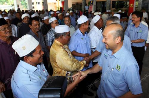 KD03_03022014_MUKHRIZ_MADA