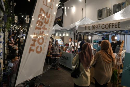 BAZAR RAMADAN RAYA
