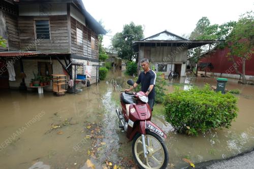 FENOMENA AIR PASANG BESAR