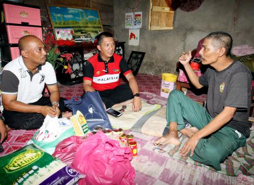 KD03_04092014_MISKIN_BANTUAN