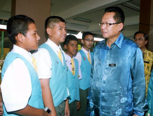 DR MOHD PUAD ZARKASHI