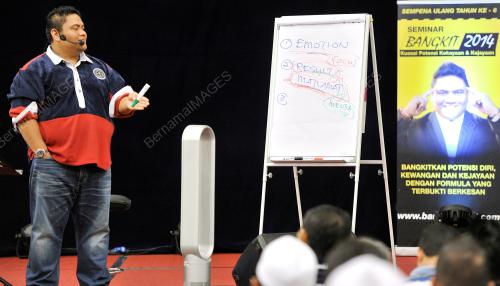 KD03_05032014_RICHWORKS