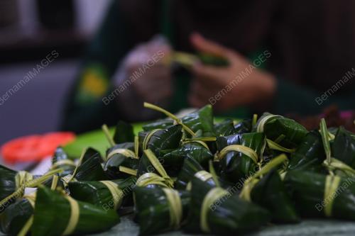 KETUPAT PANDAN