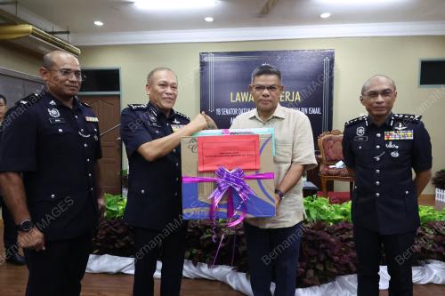 DATUK SERI SAIFUDDIN NASUTION ISMAIL